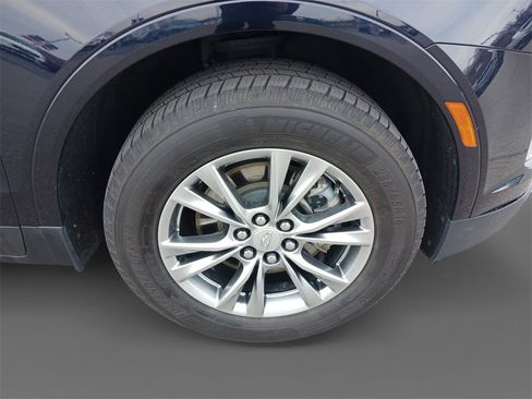 Used 2021 Cadillac XT5 Premium Luxury image 15