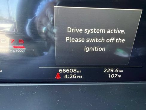 Used 2022 Audi Q5 2.0T Prestige w/ Prestige Package AWD/4WD image 5