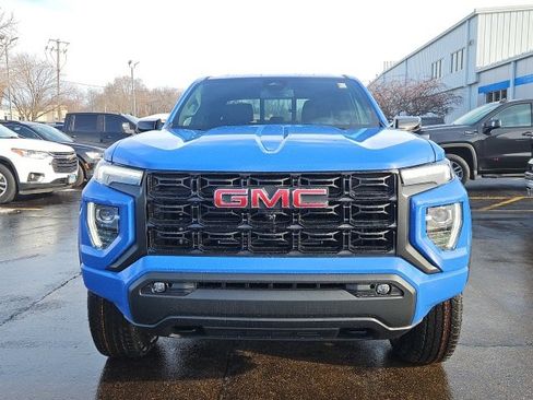 New 2026 GMC Canyon Elevation w/ Convenience Package image 2