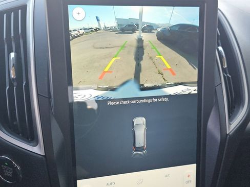 Used 2022 Ford Edge SEL image 10