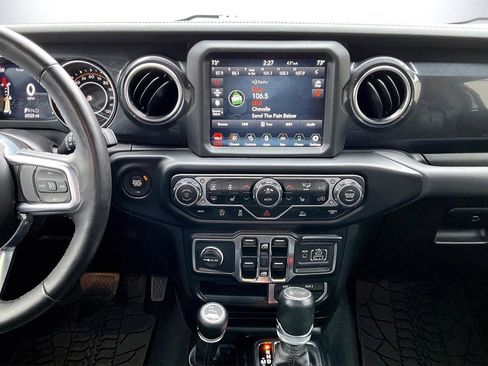 Certified 2022 Jeep Wrangler Unlimited Sahara image 12