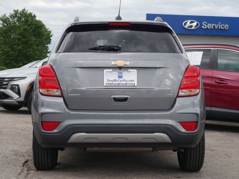 Used 2020 Chevrolet Trax LT FWD image 16