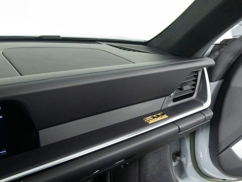 Certified 2023 Porsche 911 Sport Classic image 34