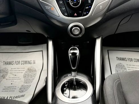 Used 2013 Hyundai Veloster RE:MIX Edition FWD image 19
