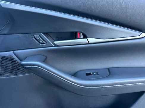 Used 2021 MAZDA CX-30 FWD 2.5 S w/ Select Package image 21