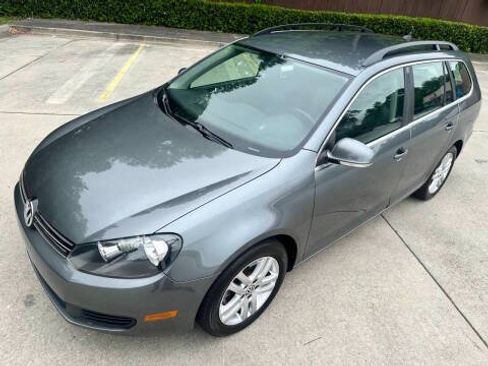 Used 2010 Volkswagen Jetta TDI FWD image 14
