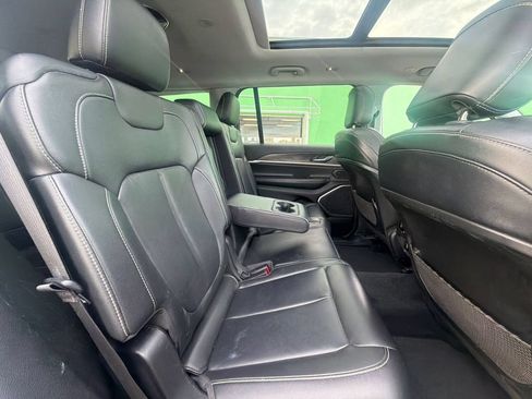 Used 2021 Jeep Grand Cherokee L Limited w/ Trailer Tow Group (B) AWD/4WD image 17