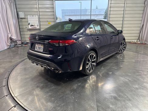 Used 2020 Toyota Corolla XSE image 5
