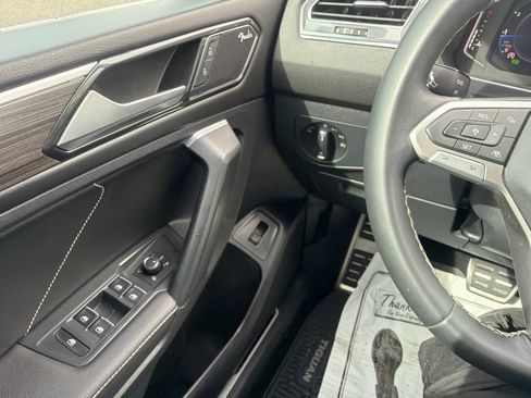 Certified 2023 Volkswagen Tiguan SEL R-Line AWD/4WD image 20