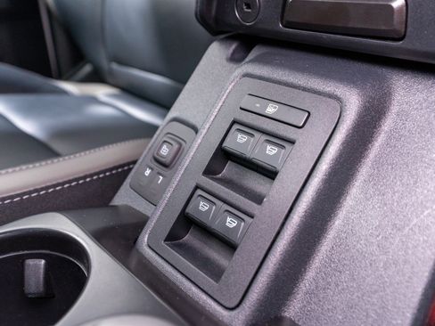 Used 2025 Ford Bronco Outer Banks AWD/4WD image 24