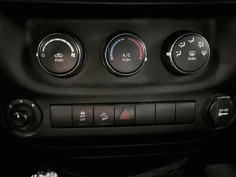 Used 2016 Jeep Wrangler Sport w/ Quick Order Package 24S image 13