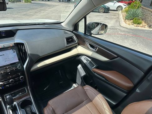 Used 2019 Subaru Ascent Touring AWD/4WD image 32