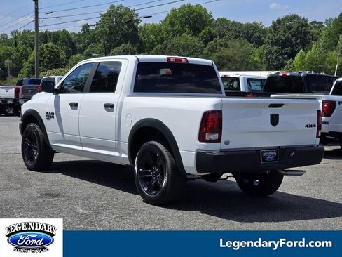 Used 2024 RAM 1500 Warlock AWD/4WD image 2