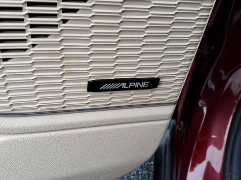 Used 2021 Jeep Grand Cherokee L Limited w/ Luxury Tech Group II image 5