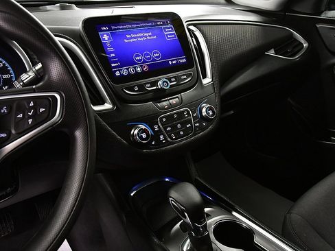 Used 2023 Chevrolet Malibu LT image 20