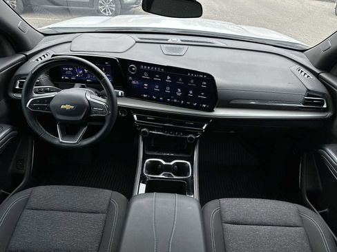 New 2025 Chevrolet Traverse LT w/ Enhanced Driving Package image 14