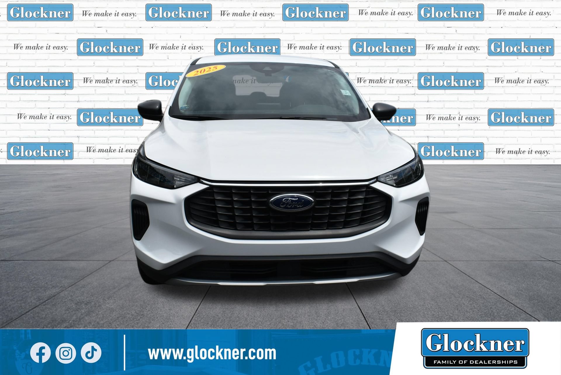 Used 2025 Ford Escape Active AWD/4WD image 2