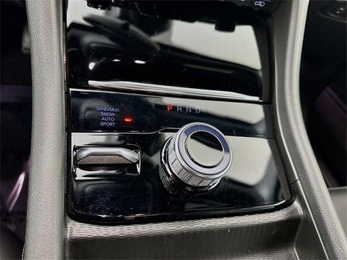 Used 2024 Jeep Grand Cherokee L Limited image 21