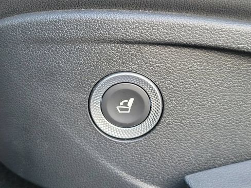 Used 2025 Genesis GV80 2.5T Standard AWD/4WD image 22