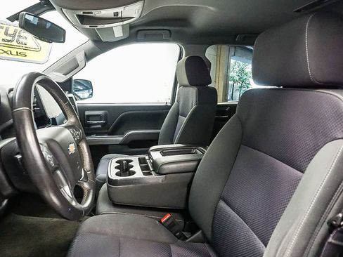 Used 2017 Chevrolet Silverado 1500 LT image 17