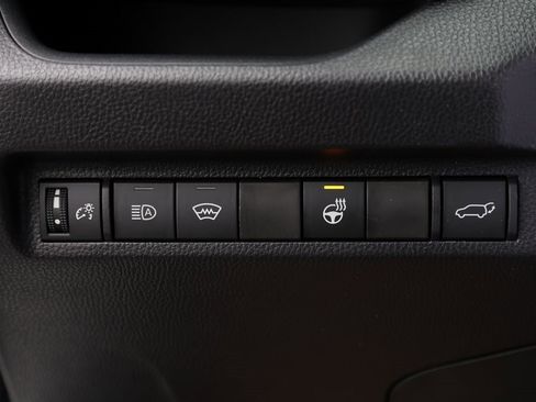 Certified 2025 Toyota RAV4 XLE Premium image 21