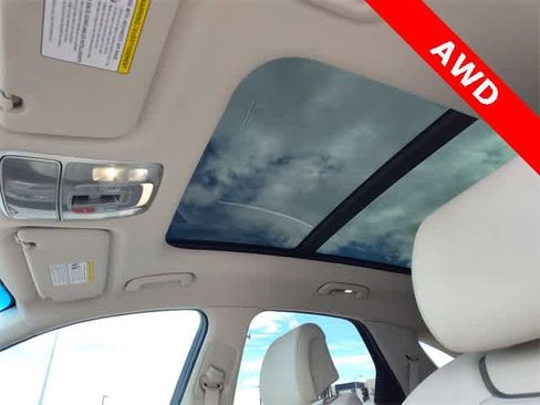 Used 2023 Genesis GV70 2.5T w/ Select Package image 5