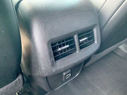 Certified 2023 Chevrolet Equinox RS image 20