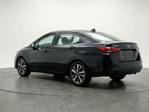 Used 2025 Nissan Versa SV image 6