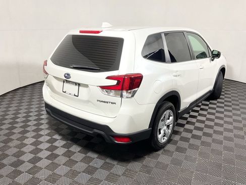 Used 2019 Subaru Forester AWD/4WD image 16