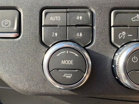 New 2026 GMC Sierra 1500 Elevation image 15