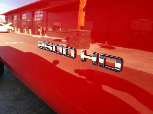 Used 2011 Chevrolet Silverado 2500 W/T image 13