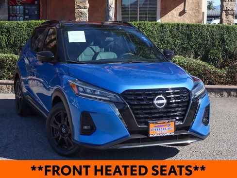 Used 2023 Nissan Kicks SR w/ SR Premium Package FWD image 2