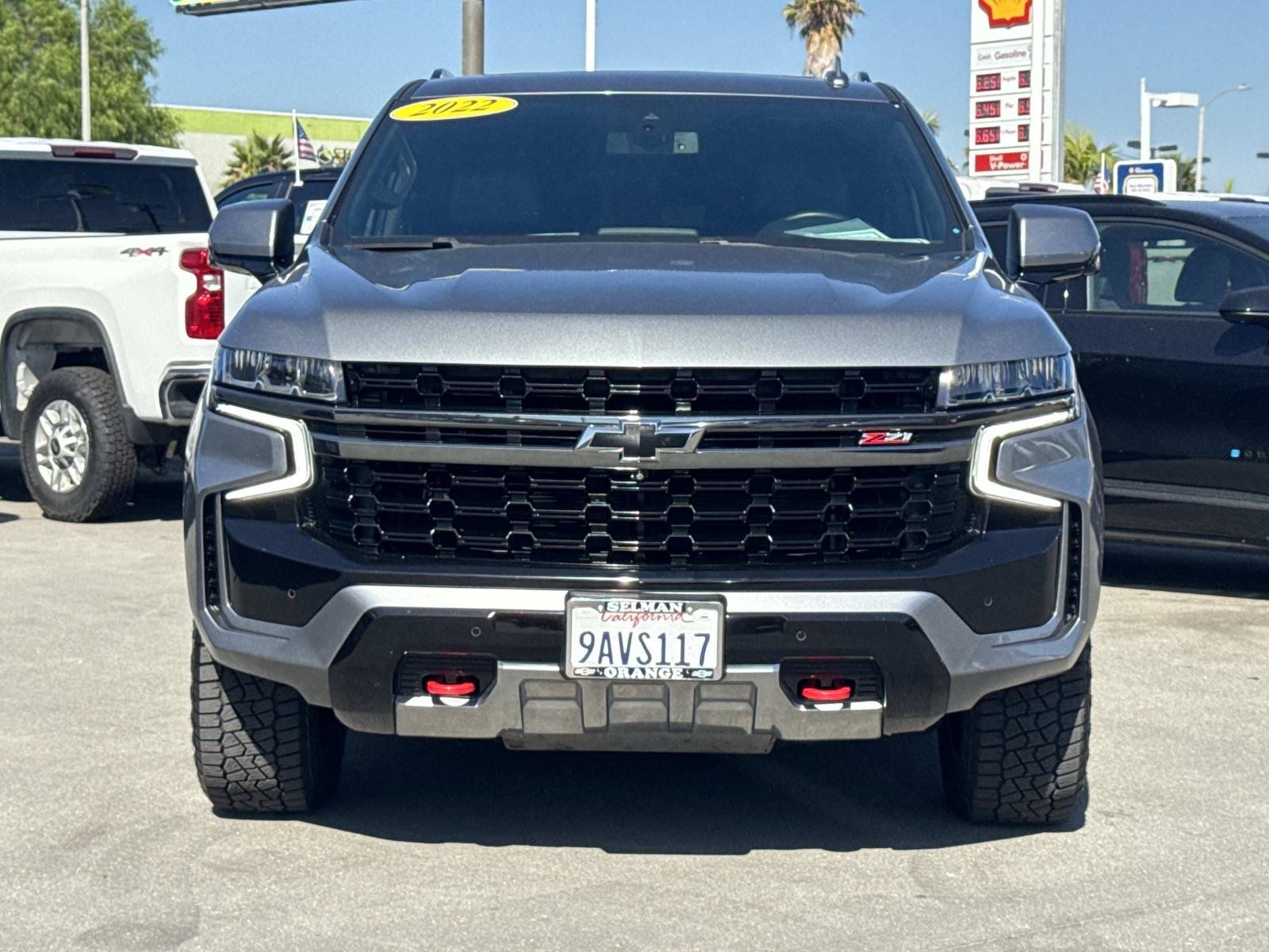 Used 2022 Chevrolet Tahoe Z71 w/ Z71 Off-Road Package AWD/4WD image 2
