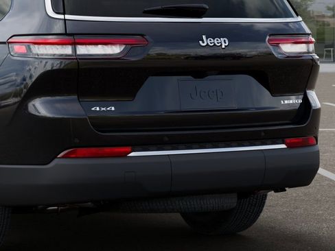 New 2025 Jeep Grand Cherokee L Limited w/ Trailer Tow Package image 13