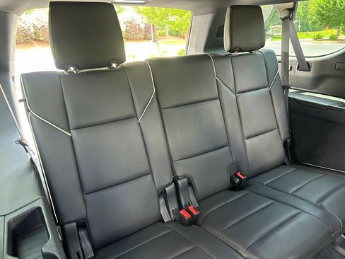 Used 2021 Cadillac Escalade ESV Premium Luxury w/ Performance Package RWD image 48