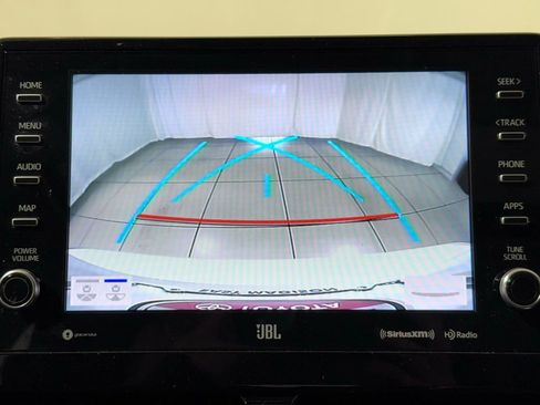 Certified 2022 Toyota Camry XLE image 29