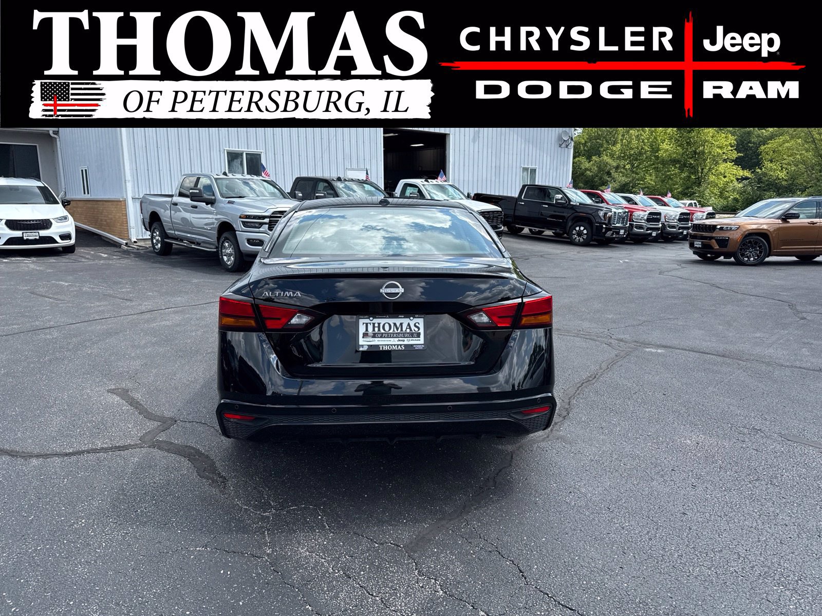 Used 2025 Nissan Altima 2.5 SV FWD image 6
