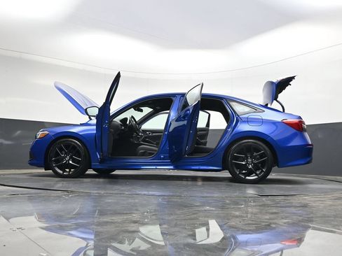 Used 2023 Honda Civic Sport image 42