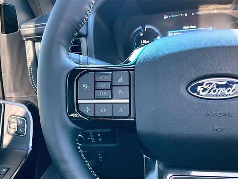 Used 2025 Ford F150 Lightning Platinum image 19