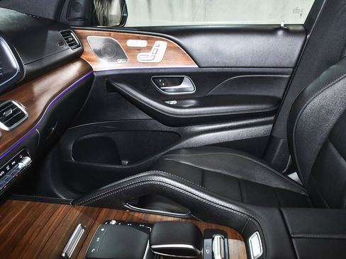 Used 2025 Mercedes-Benz GLS 450 GLS 450 image 56