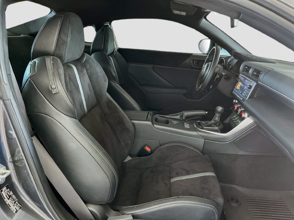 Used 2026 Toyota GR86 Premium w/ ALL Weather Mat Package (TMS) RWD image 27
