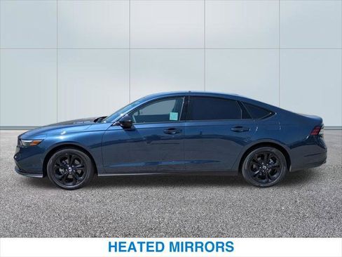 Certified 2025 Honda Accord SE image 10