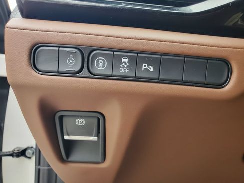 Used 2025 Acura MDX w/ Technology Package FWD image 24