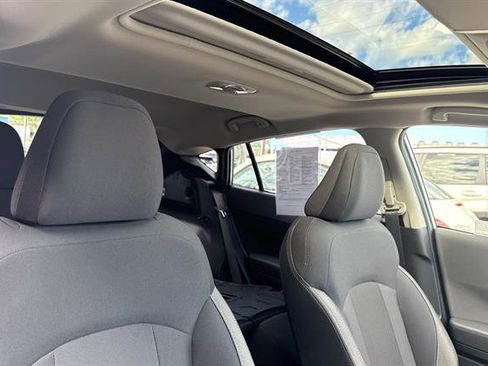 Certified 2025 Subaru Crosstrek 2.0i Premium image 16