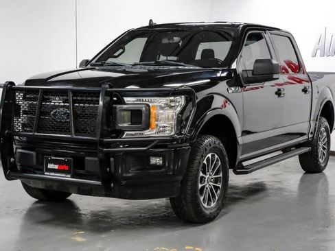 Used 2019 Ford F150 XLT w/ Equipment Group 301A Mid image 8