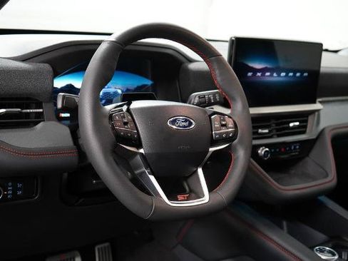 Certified 2026 Ford Explorer ST w/ Sun And Sound Package AWD/4WD image 11