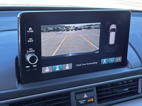 Certified 2025 Honda Pilot EX-L image 30