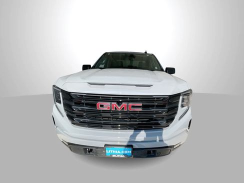Used 2024 GMC Sierra 1500 Elevation w/ X31 Off-Road Package AWD/4WD image 3