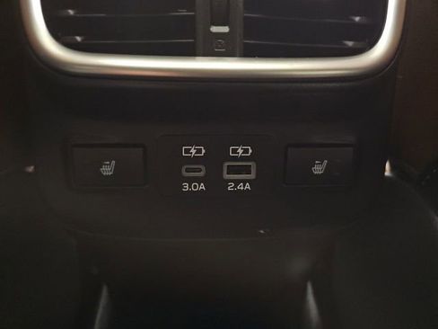 Used 2025 Subaru Outback Touring XT image 30