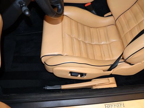 Used 2000 Ferrari 550 Maranello Coupe RWD image 71